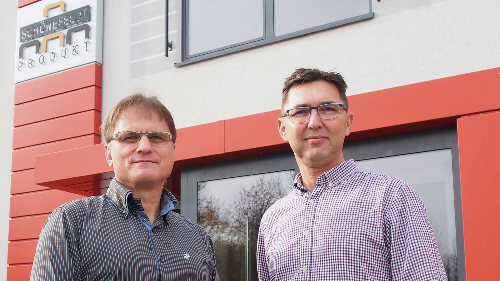 Andreas Balnuweit (left) and Andreas Watzinger have developed the company into a high-performance manufacturing specialist for panel processing.